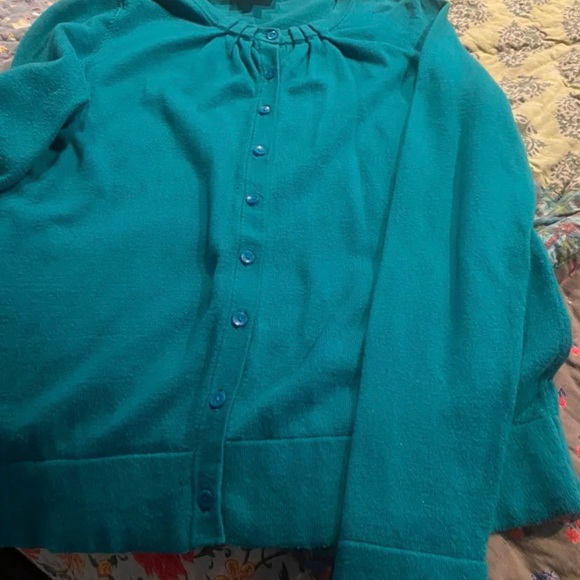 misses cardigan sweaters